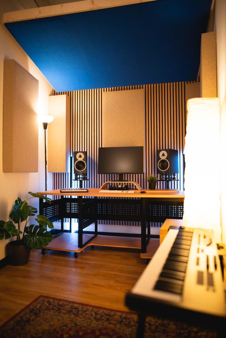 STUDIO E
